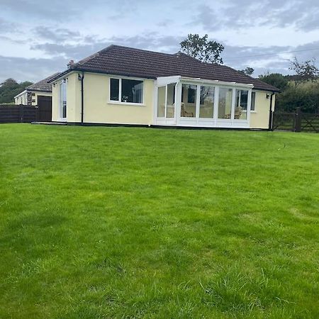 Bungalow In Pillaton Saltash Buitenkant foto