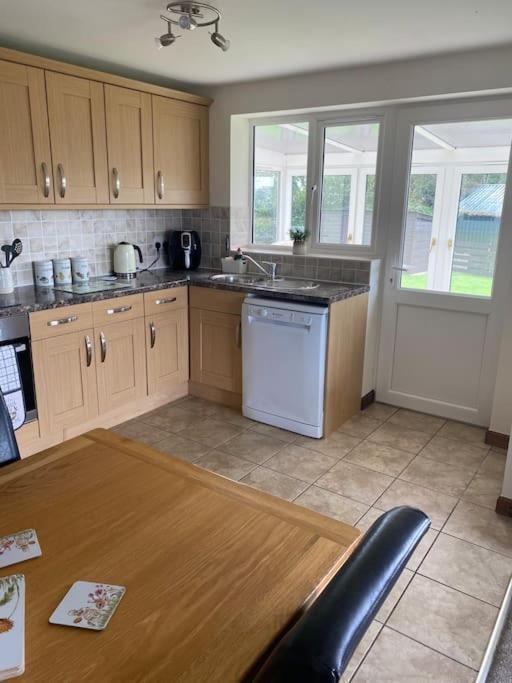 Bungalow In Pillaton Saltash Buitenkant foto