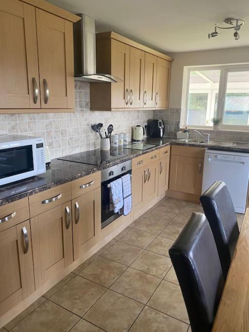 Bungalow In Pillaton Saltash Buitenkant foto
